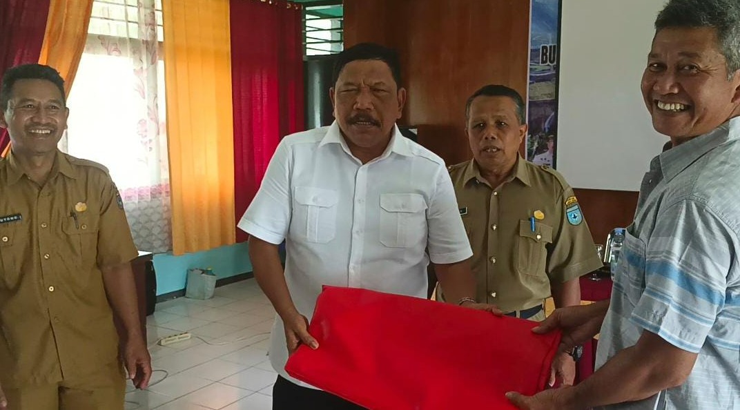 Bupati Bengkulu Utara Salurkan Bantuan Kolam Bioflok kepada 15 Pokdakan 