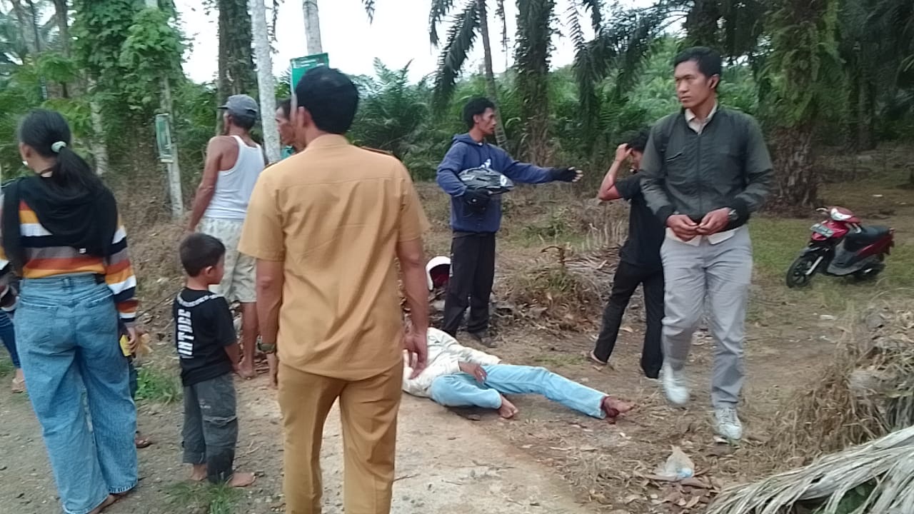 Kecelakaan di Desa Kembang Tanjung, 1 Orang Luka Parah