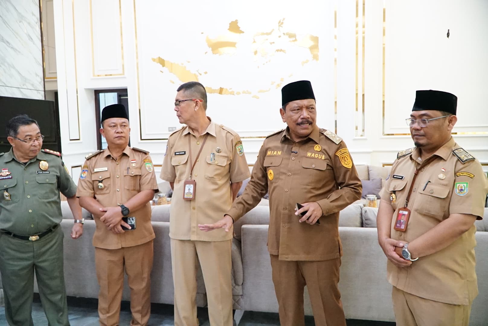 Wagub Bengkulu Cek Hari Pertama Masuk Kerja: Kritik Kantor Mewah Dinas PUPR, Jalan Masih Rusak
