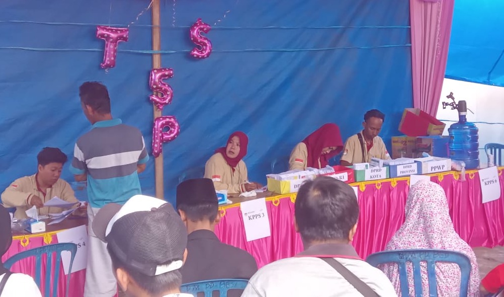 Real Count Sementara DPRD Kota Bengkulu Dapil 4: Caleg PKS, PKB, Hanura, PAN, dan Perindro Diprediksi Lolos