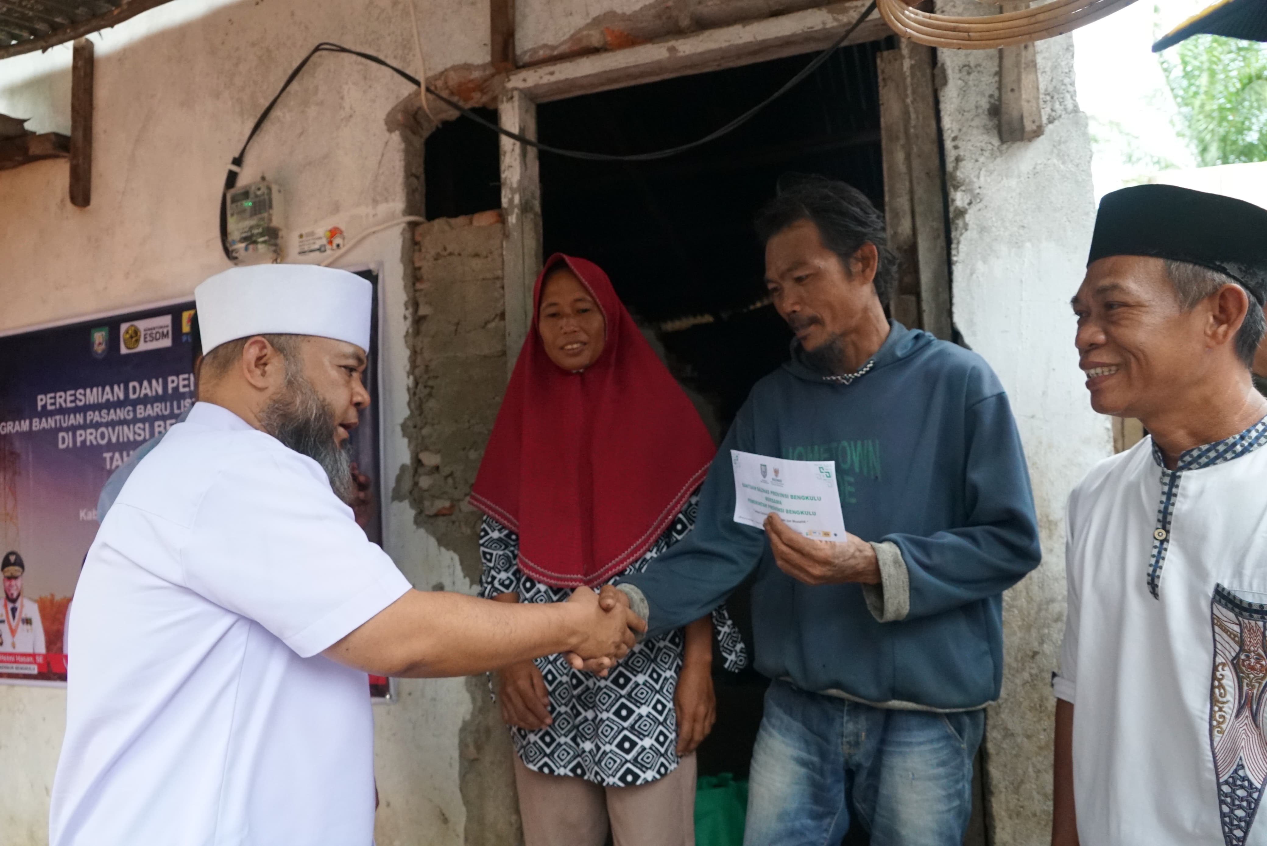 Program Listrik Gratis Hadirkan Senyum dan Harapan Baru bagi Warga