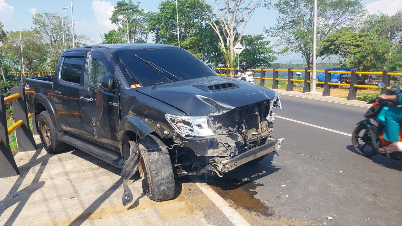 Tabrakan di Jalan Danau, Pemancing Luka Berat Dilarikan ke Rumah Sakit