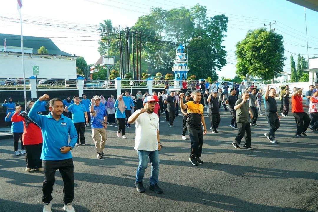 Gubernur Helmi Hasan dan Forkopimda Gelar Senam Bersama, Perkuat Sinergi dan Kolaborasi Antar Instansi