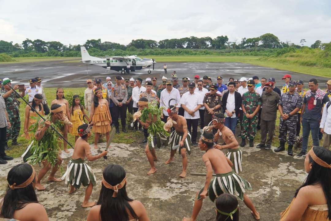 Gubernur Rohidin Kunjungi Pulau Enggano, Tinjau Program TMMD Pembangunan Sodetan 