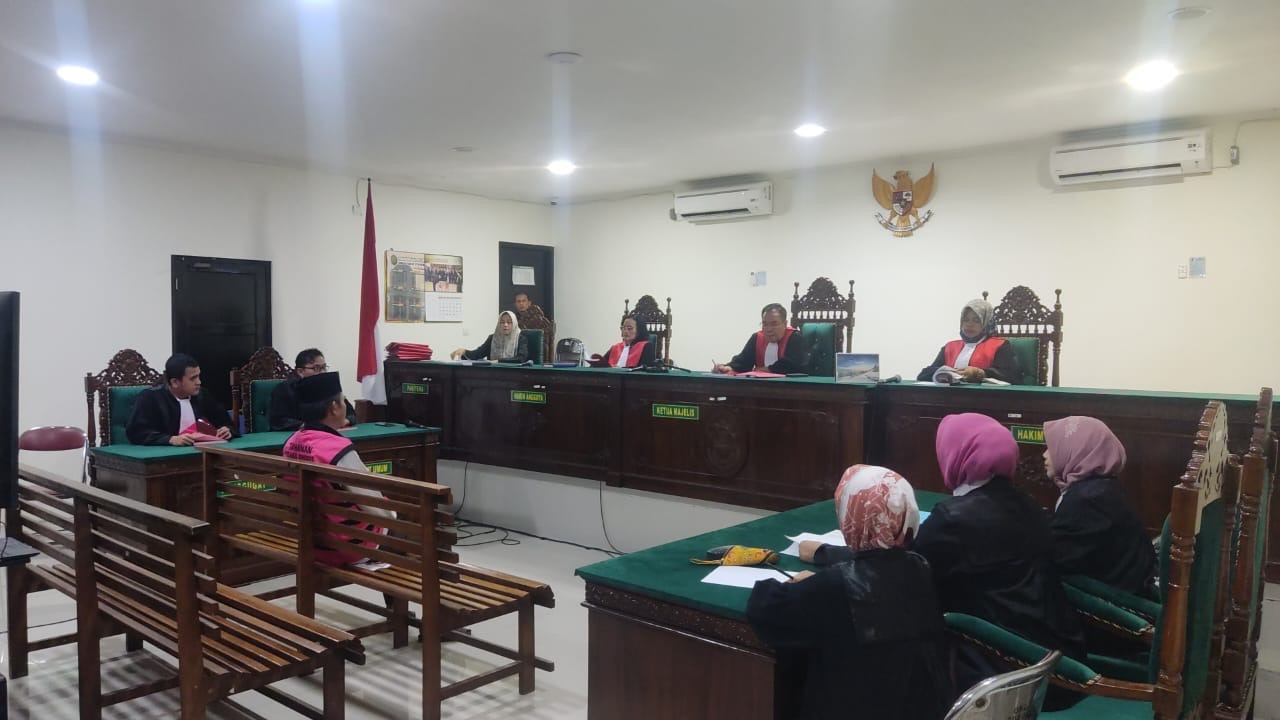 Korupsi Retribusi TKA, Mantan Kabid Disnakertrans Bengkulu Tengah Dituntut 8 Tahun Penjara