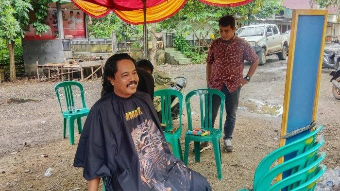 Paslon Teguh Menang di Pilkada Seluma, Tim Pemenangan Ramai-ramai Gunduli Kepala