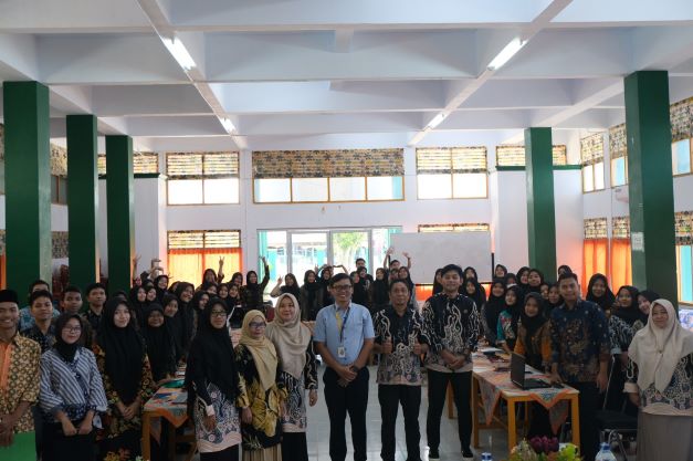 Sadar Pajak Sejak Dini Melalui Tax Goes to School