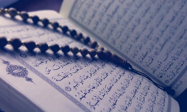 5 Manfaat Tadarus Al-Qur'an Selama Bulan Puasa Ramadan, Jalani Hari Lebih Baik 