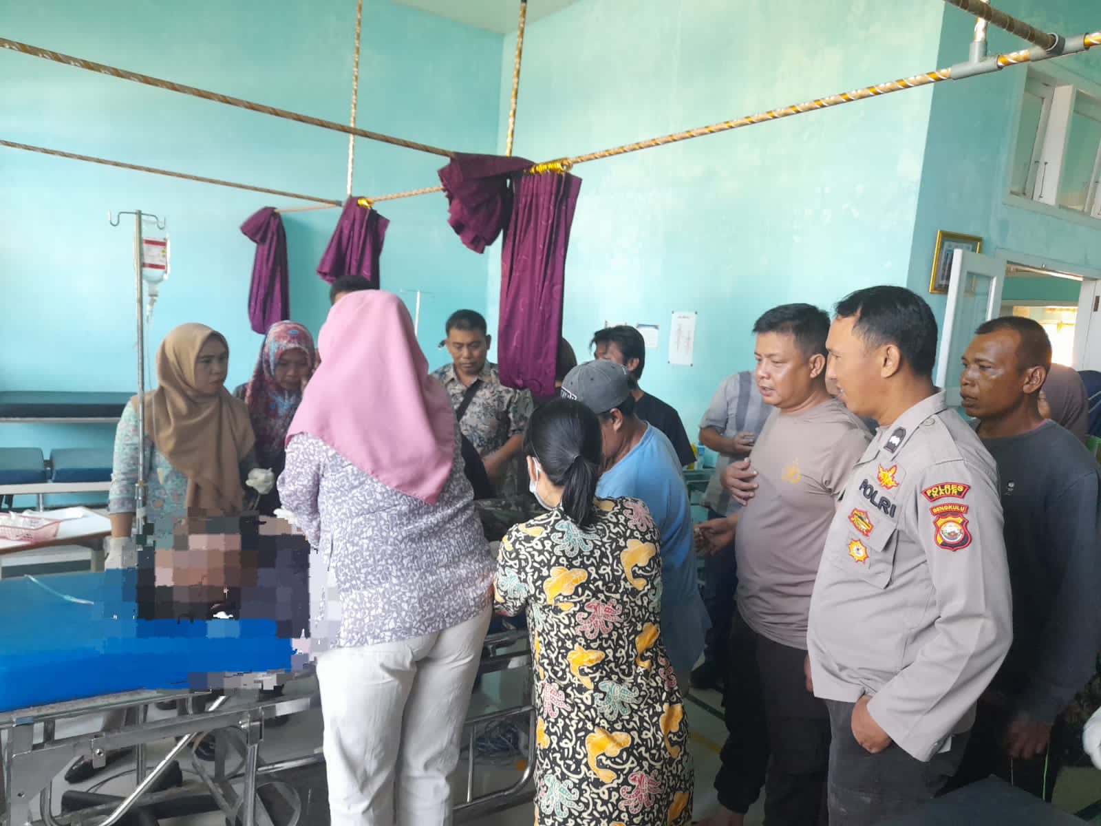 Pemancing Tewas Tenggelam Dihantam Ombak Besar di Dermaga Pelabuhan Linau