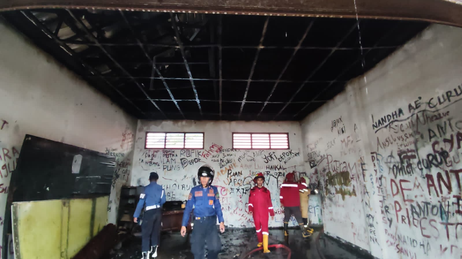 Kebakaran Hari Ini, Gudang Kosong Milik Panti Sosial di Padang Harapan Terbakar
