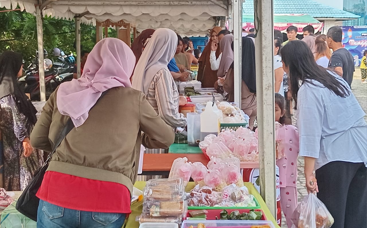 Hari Pertama Puasa, Pasar Ramadhan RBTV Diserbu Pemburu Takjil