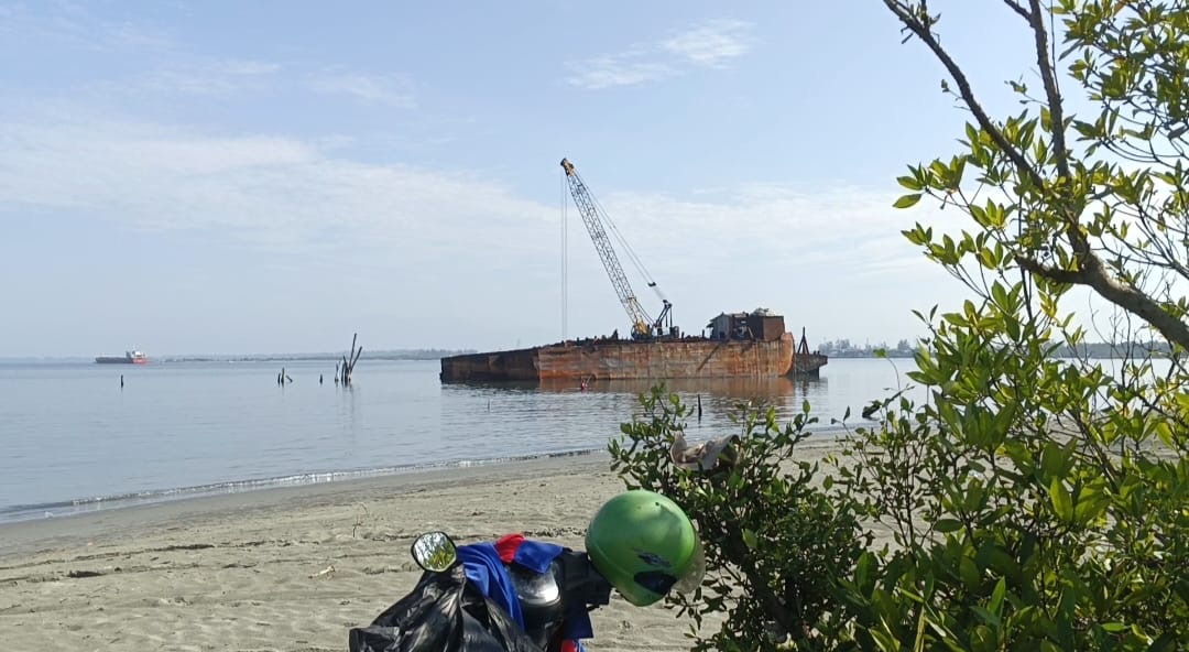 Sepeda Motor Milik Anggota Polri Raib Saat Asyik Memancing di Kawasan Teluk Sepang