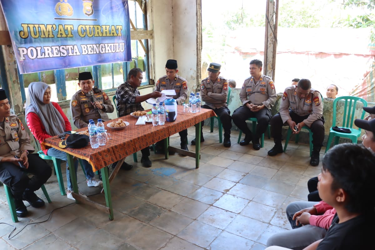 Kapolres Kota Bengkulu Terima Curhat Masyarakat, Ayo Curahkan Keluhan Setiap Jum'at 