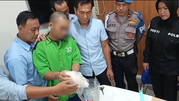 Polda Bengkulu Musnahkan 1,3 Kilogram Sabu, 2 Tersangka Terancam Hukuman Seumur Hidup