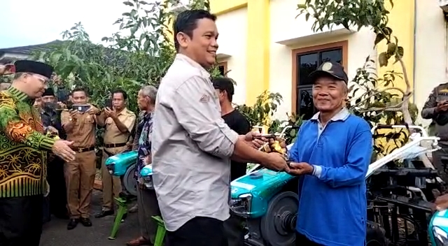 Jonaidi Siap Dorong Pemerintah Untuk Terus Alokasikan Anggaran Untuk Bantuan Kelompok Tani