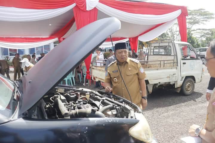 Wabup Gustianto Cek Kendaraan Dinas Pemkab Seluma, Ada yang Mati Pajak hingga Kurang Terawat