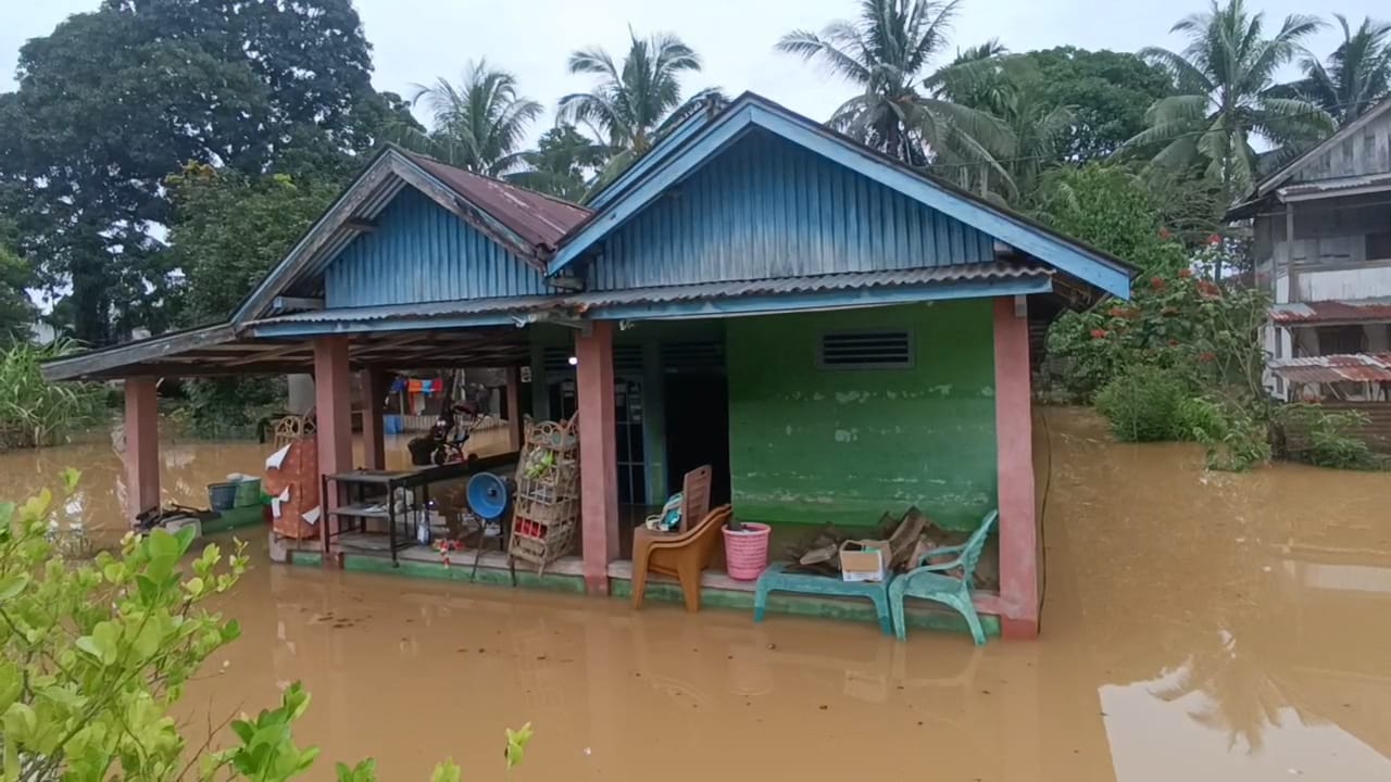 Banjir Rendam 3 Desa di Bengkulu Tengah, 130 Rumah Warga Terdampak