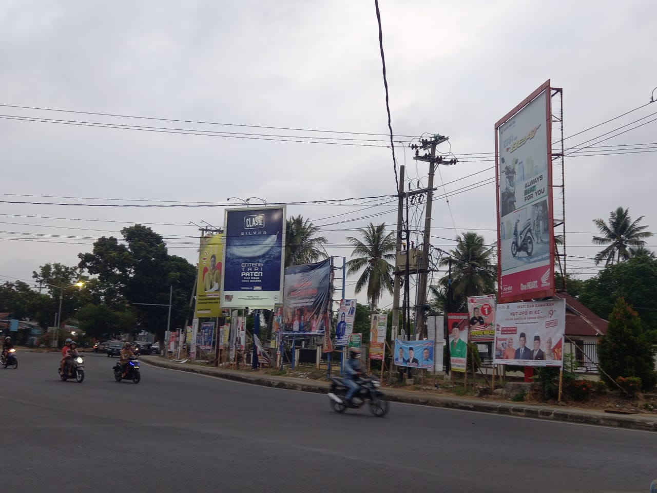 Penertiban APK Caleg Ditunda, Satpol PP Provinsi Bengkulu: Belum Ada Perintah