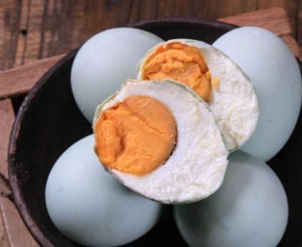 Hati-hati Berlebihan, Cek Efek Samping Telur Asin bagi Kesehatan di Sini