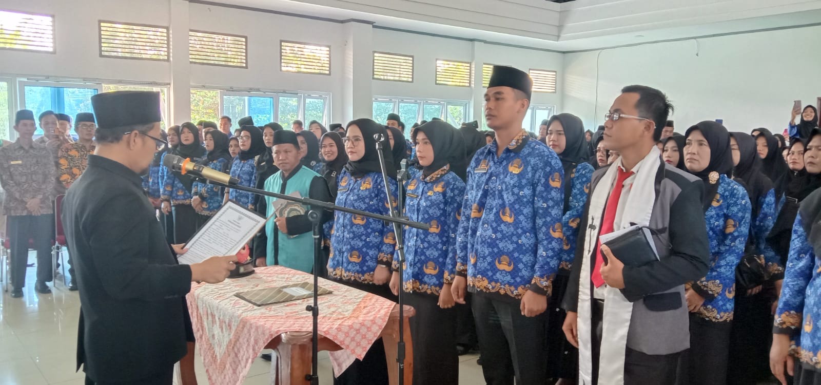 571 Pejabat Fungsional PPPK dan PNS Pemkab Kaur Dilantik