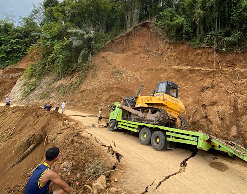 Jalan Lintas Lebong-Curup Nyaris Putus Ditutup Sementara, Mobil Dilarang Lewat