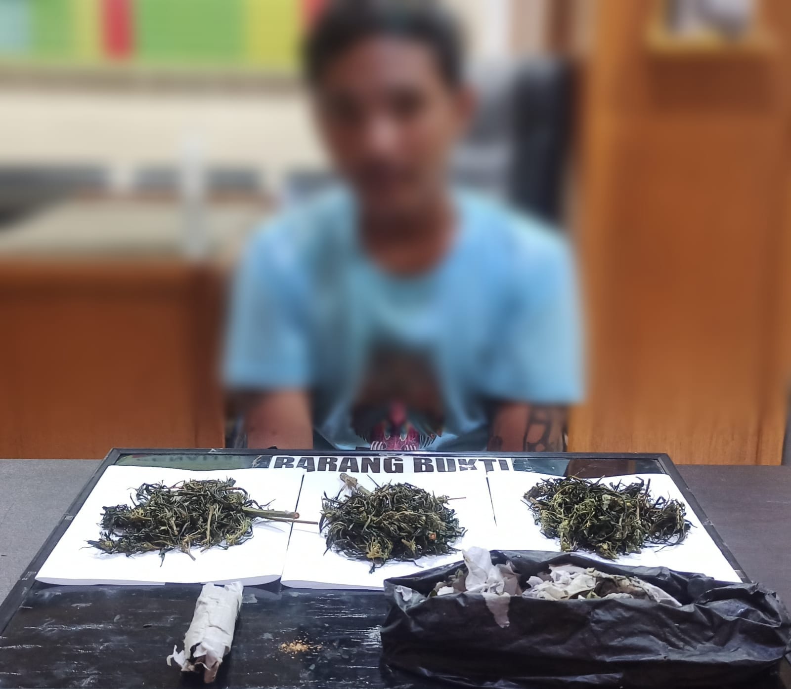 Edarkan Ganja, Polisi Ringkus Driver Online 