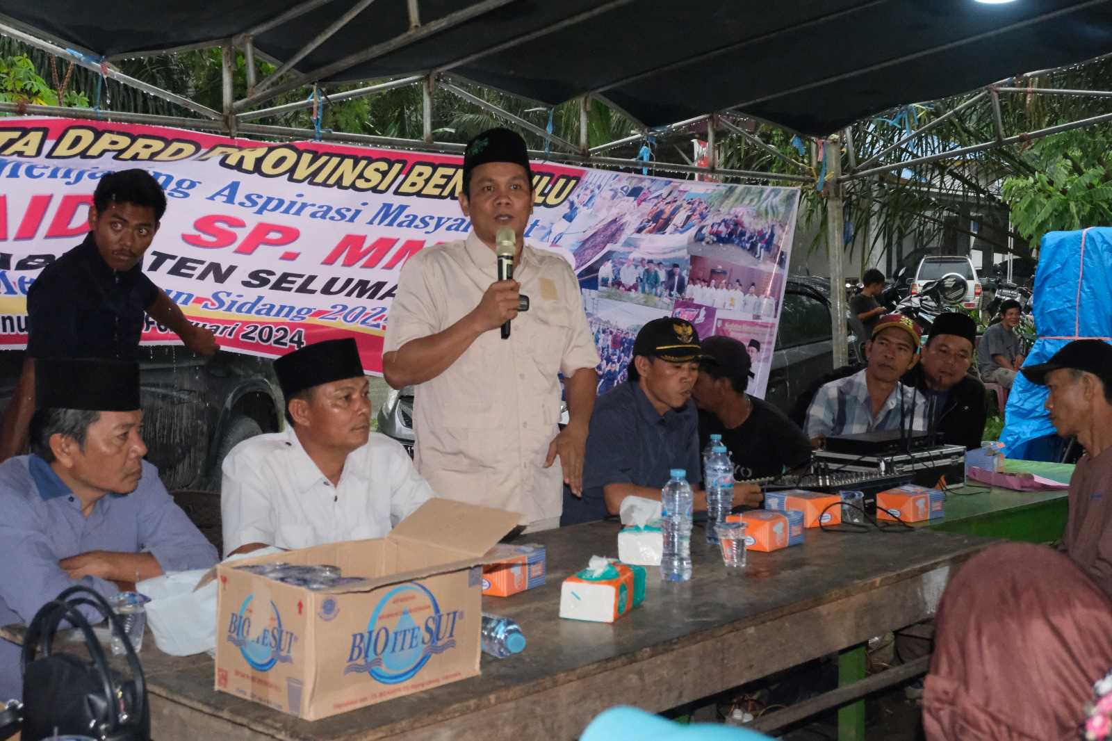 Warga Butuh Penahan Air Sungai Talo di Reses Jonaidi SP