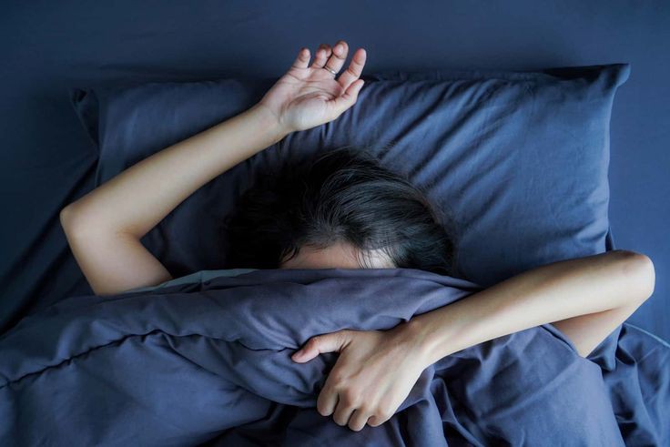 Inilah 4 Kebiasaan Malam yang Baik di Lakukan Sebelum Tidur, Bantu Jaga Berat Badan Hingga Tenangkan Pikiran