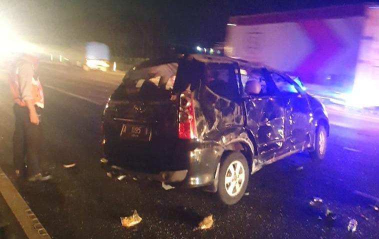 Mobil Travel Kecelakan di Tol Kota Serang Km 62, 1 Warga Kaur Tewas, 4 Luka-luka 