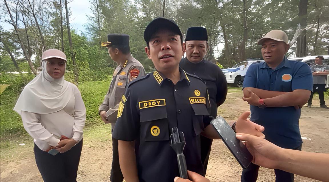 Dukung Pemkot Bengkulu, REI Bengkulu Bangun 10 unit Gazebo Gratis di Kawasan Pantai.