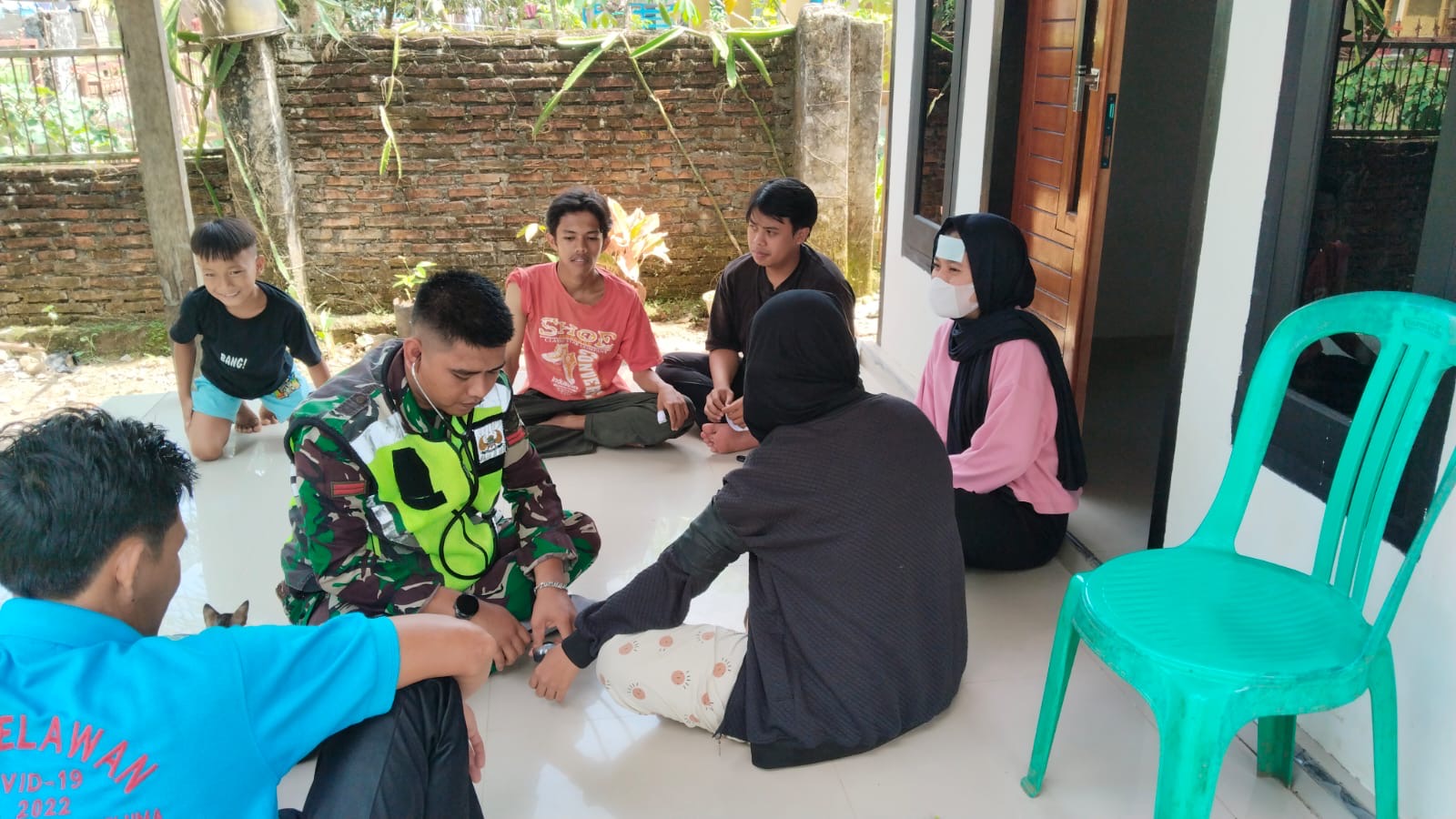 Kodim Seluma Hadirkan Layanan Berobat Gratis di Lokasi TMMD Lubuk Lagan, Warga Beri Apresiasi