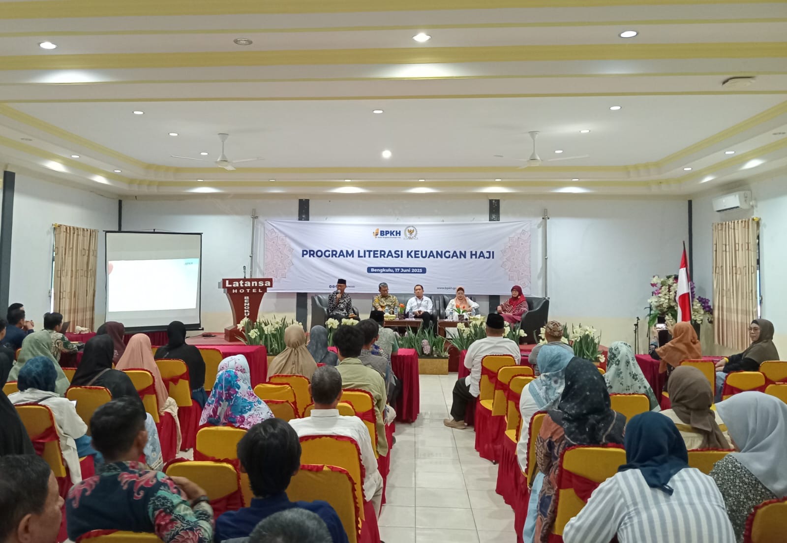 Derta Rohidin dan BPKH RI Gelar Literasi Keuangan Haji di Bengkulu