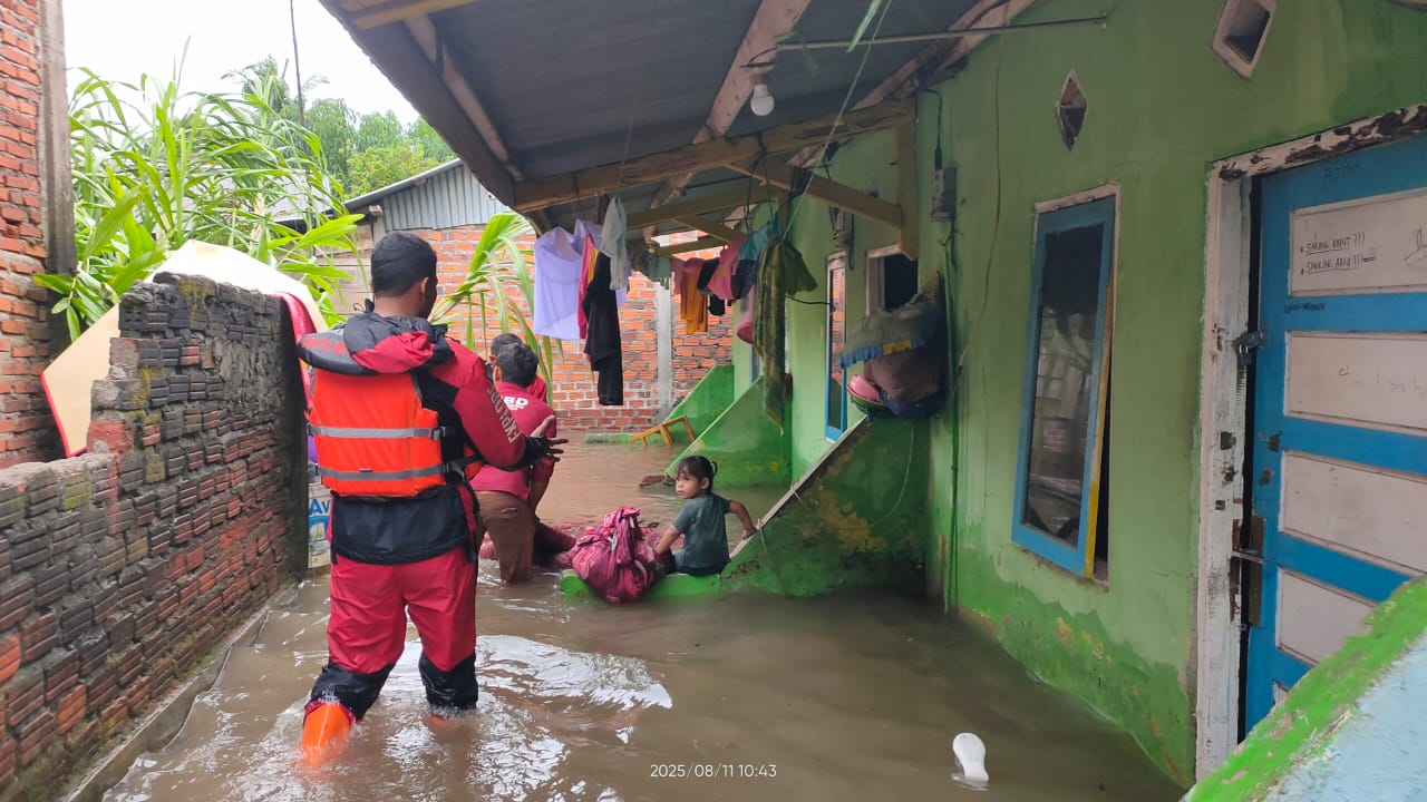 Diguyur Hujan Sejak Pagi, Beberapa Wilayah Kota Bengkulu Terendam Banjir 