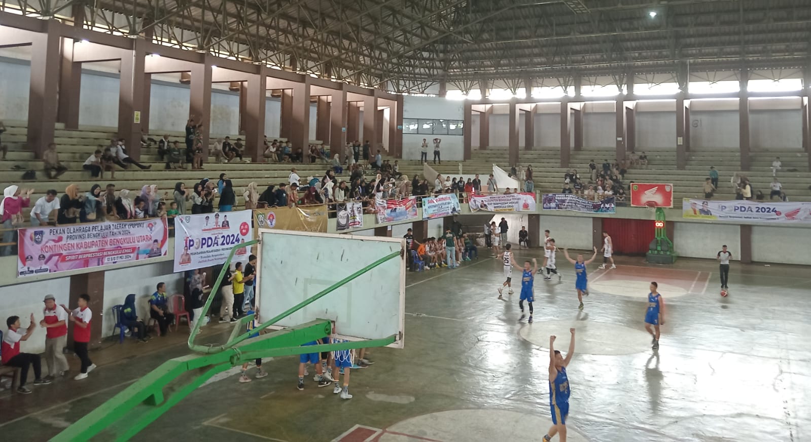 Tim Basket Putra Bengkulu Selatan Libas Kota Bengkulu, Pastikan Jumpa Rejang Lebong di Final POPDA 2024