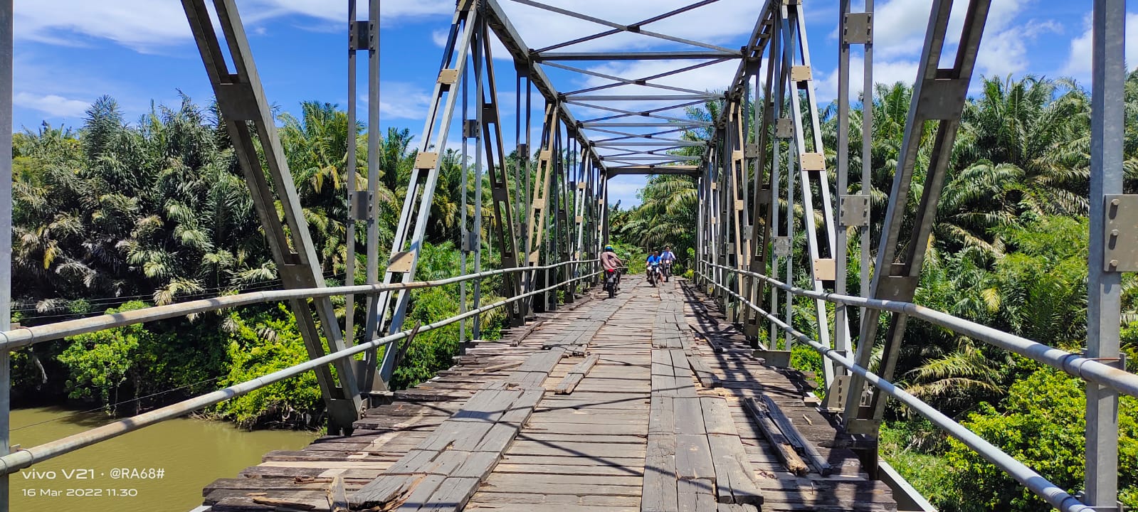 PUPR Buat Perencanaan Ganti Lantai Jembatan dengan Plat Baja