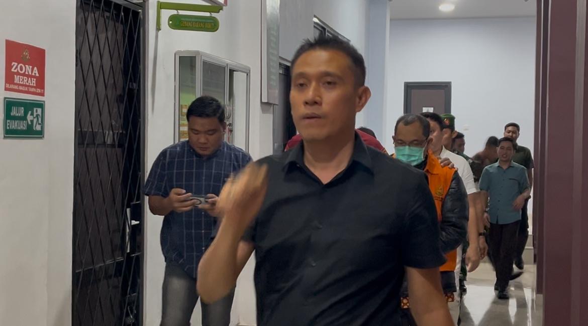 BREAKING NEWS: Kejari Rejang Lebong Tahan 2 Tersangka Korupsi Anggaran Makan Minum RSUD