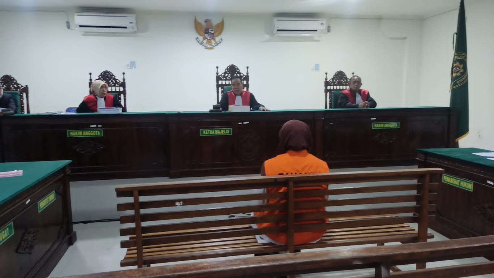 Mantan Direktur PDAM Rejang Lebong, Jalani Sidang Perdana Kasus Korupsi