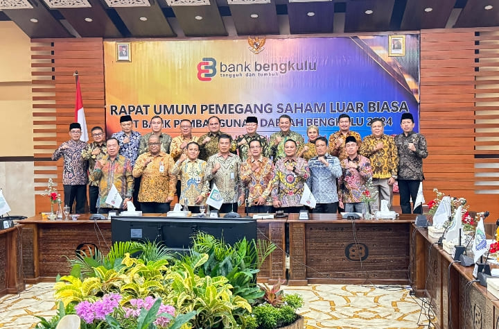 Gubernur Rohidin Usulkan Sekda Isnan Fajri Menjabat Dewan Komisaris Bank Bengkulu 