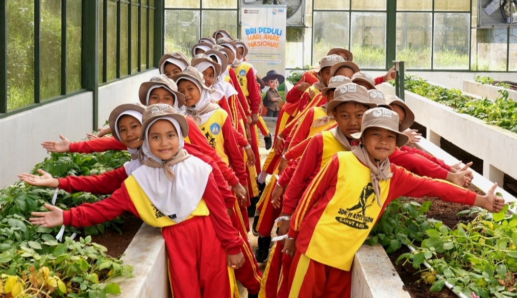 Peringati Hari Anak Nasional, BRI Peduli Dukung Pendidikan Karakter lewat Kegiatan Agroedukasi bagi Siswa SD