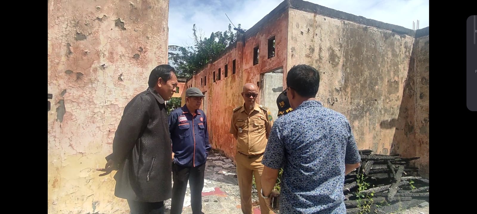 Belum Tersentuh Pembangunan, Dewan Tinjau Kantor Camat Ratu Agung 