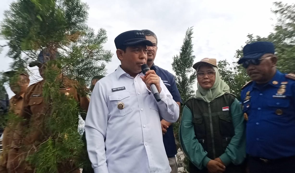Penanaman Pohon Serentak di Bengkulu, Walikota: Ini Upaya Mitigasi Bencana Pesisir