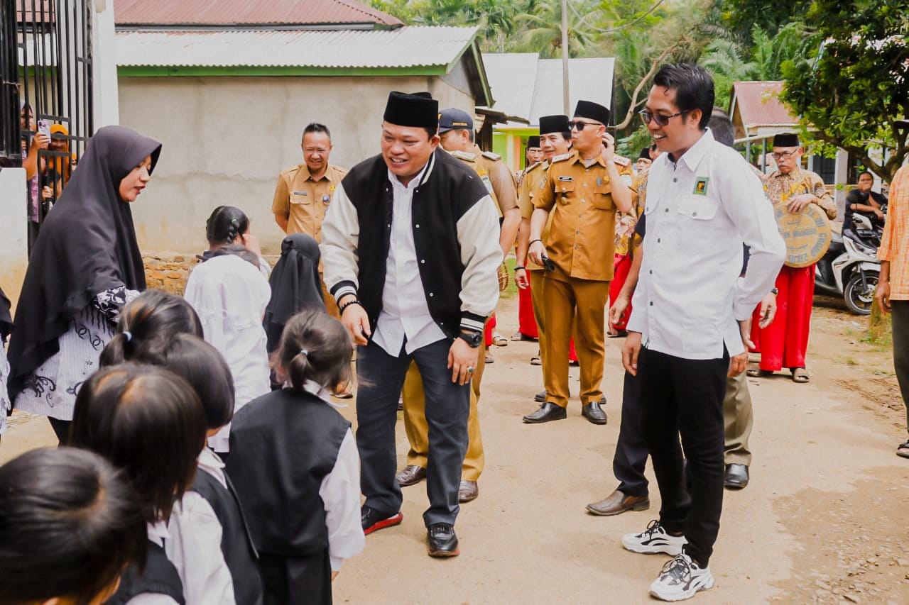 Anak Tukang Gesek Kayu Nyaleg, Siap Wakili Aspirasi Pemuda Seluma Dapil 1