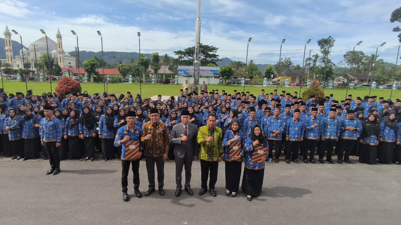 Marak Kasus Perceraian PPPK, Bupati Kepahiang Ingatkan 691 PPPK untuk Jaga Amanah Pasca Terima SK