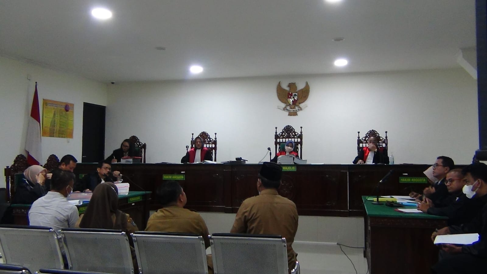 4 Pejabat Dihadirkan Dalam Persidangan Pungli Mantan Kadis Dikbud BU