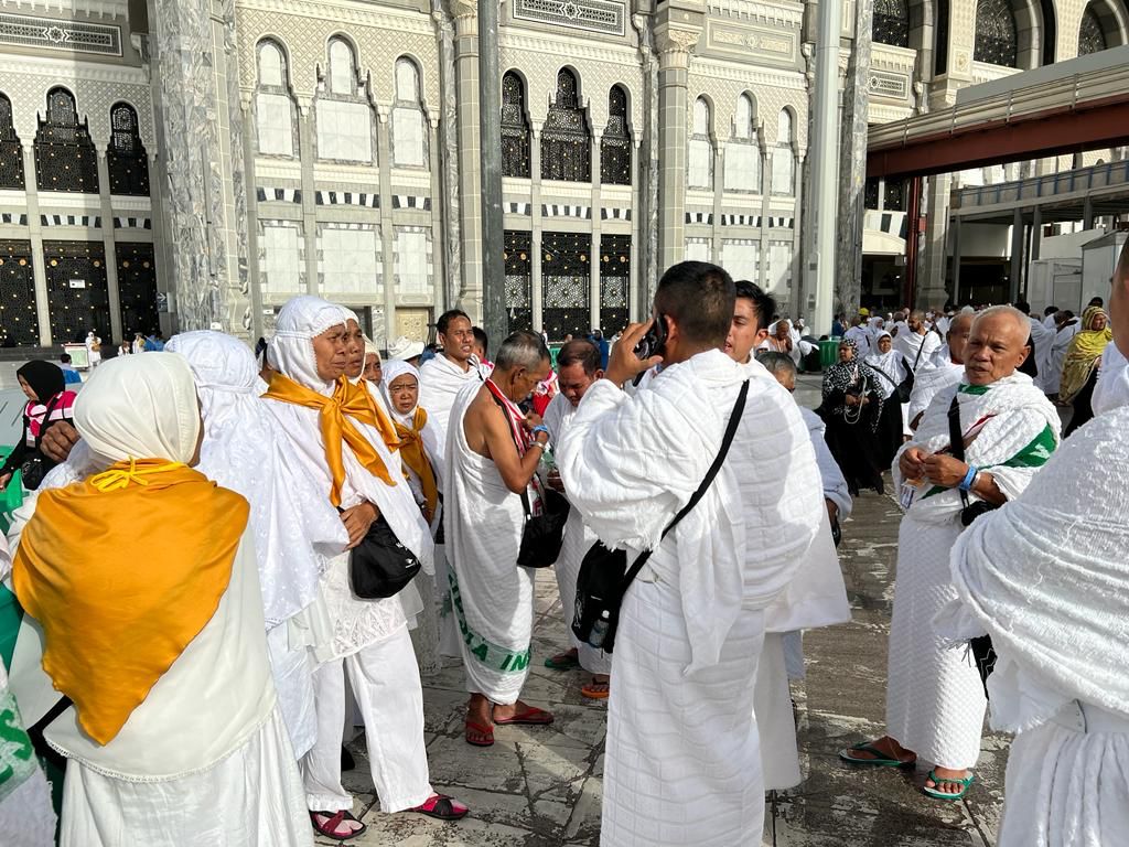 Alhamdulillah! Jemaah Calon Haji Bengkulu Kloter 1, Tiba di Tanah Suci Mekkah