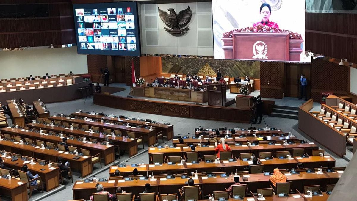 Demokrasi Terancam: Groupthink Membayangi Pengambilan Keputusan RUU KIP di DPR RI