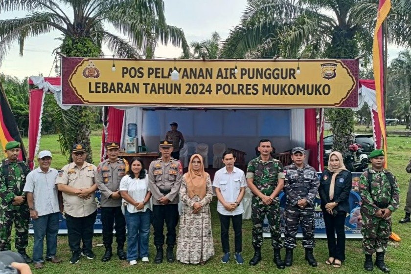 Petugas Kepolisian Siap Siaga Selama Idul Fitri 1445 H, Ketua DPRD Mukomuko Beri Apresiasi