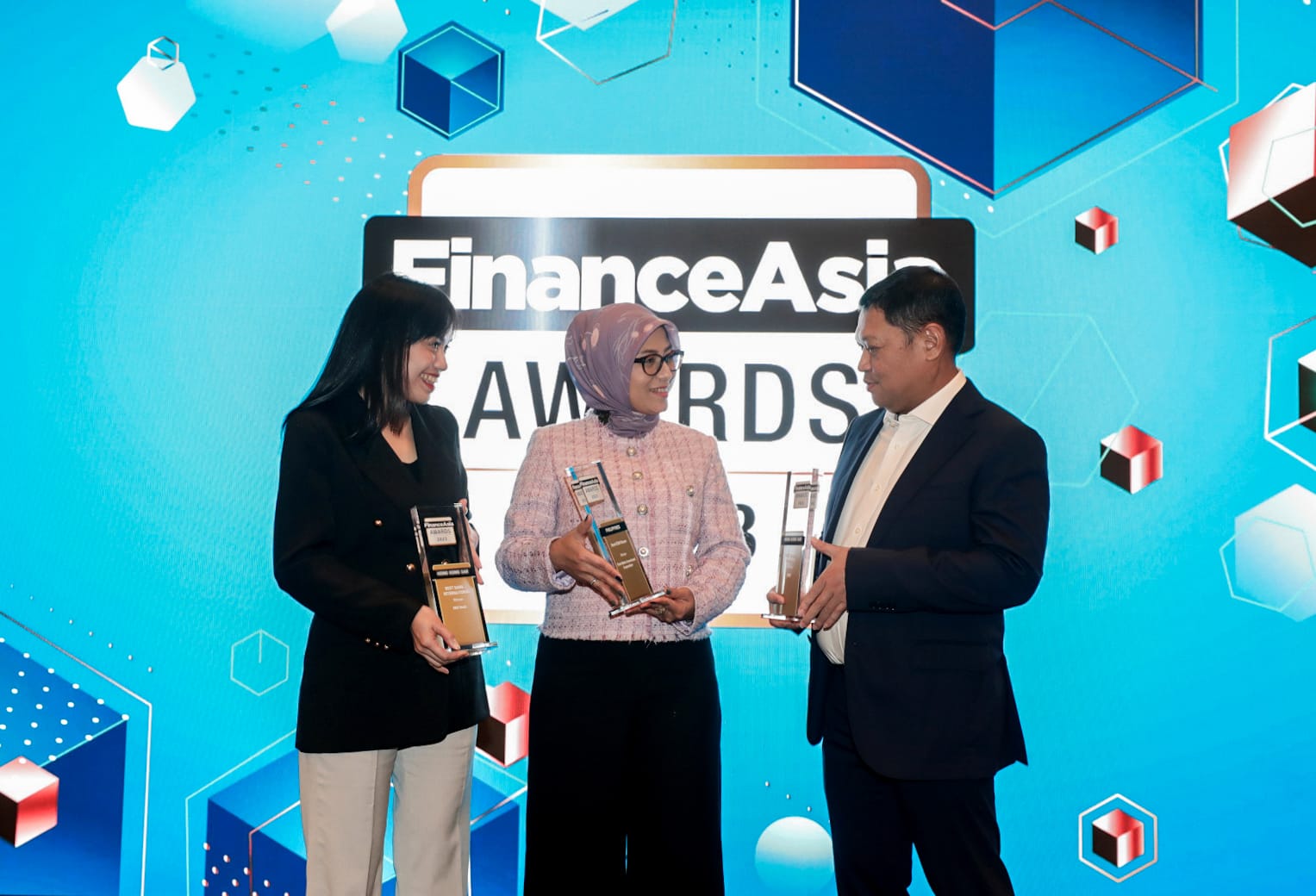Keren! Bank Mandiri Boyong 10 Penghargaan dari FinanceAsia
