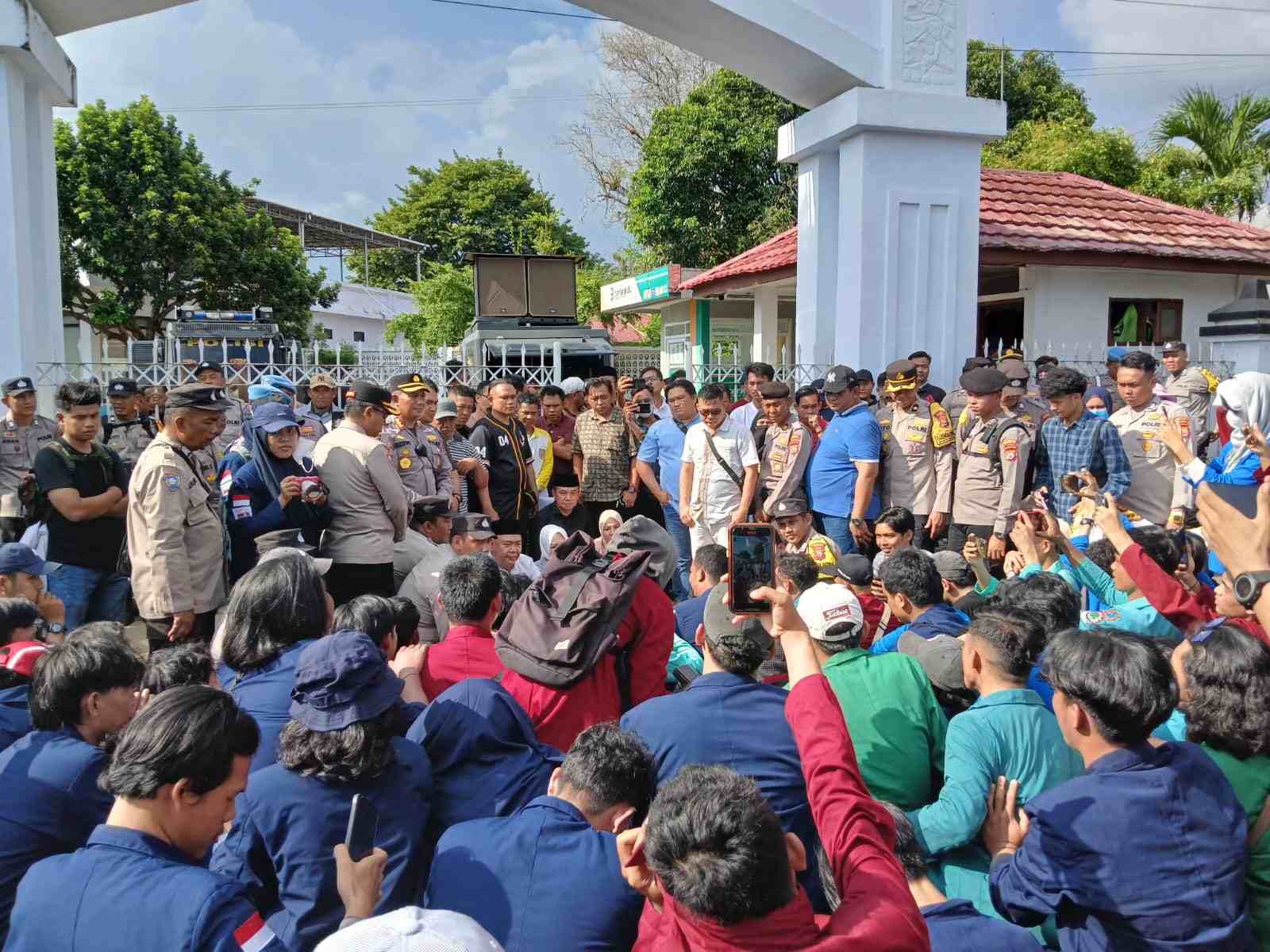 Mahasiswa Unib Tolak Kenaikan UKT dan Desak Pencabutan Permendikbudristek No 2 Tahun 2024