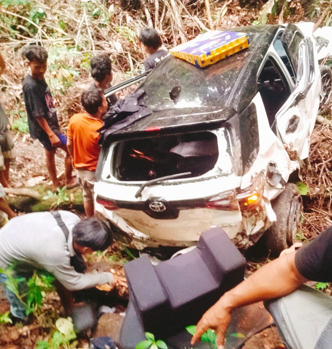 Innalillahi, Mobil Pemudik Masuk Jurang di Perbatasan Lampung Bengkulu